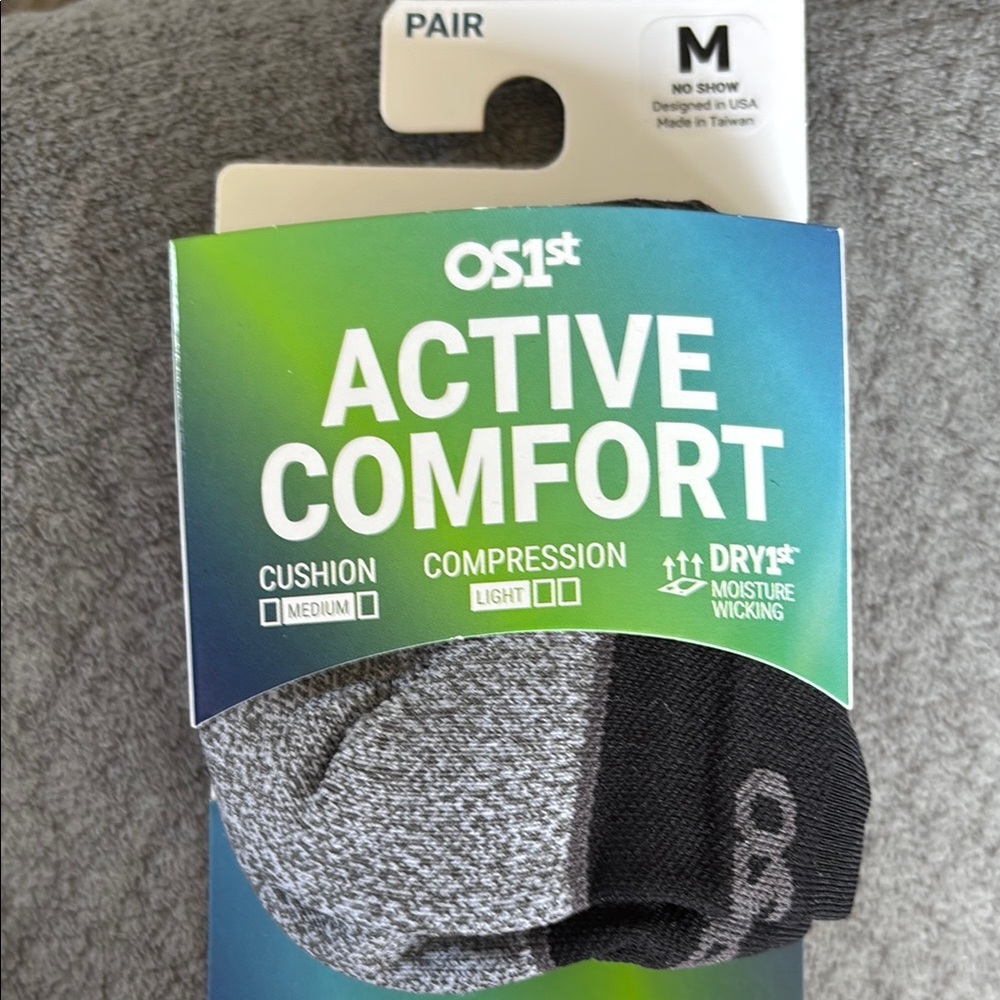 Active Comfort Men's No Show Socks - Black and Gray